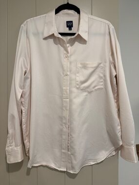 GAP Women's Button-Down Blouse in Cream